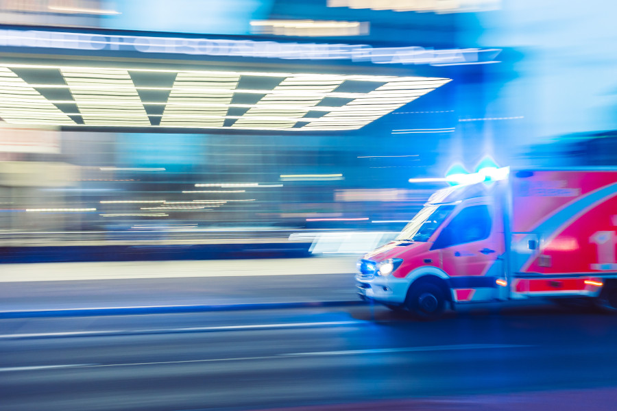 Ambulanza: cosa devi sapere prima di investire